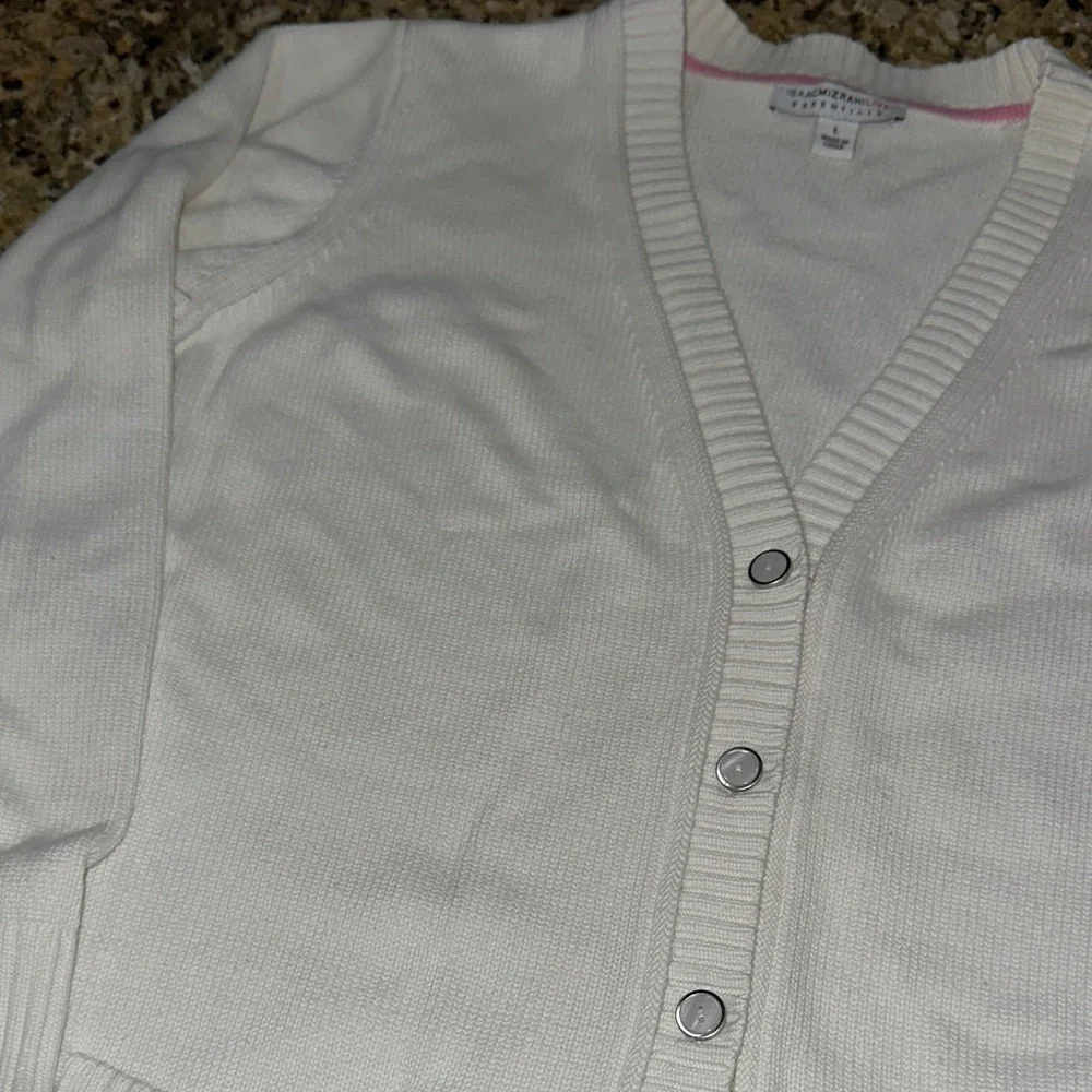 Isaac Mizrahi Cream V-Neck Button Cardigan